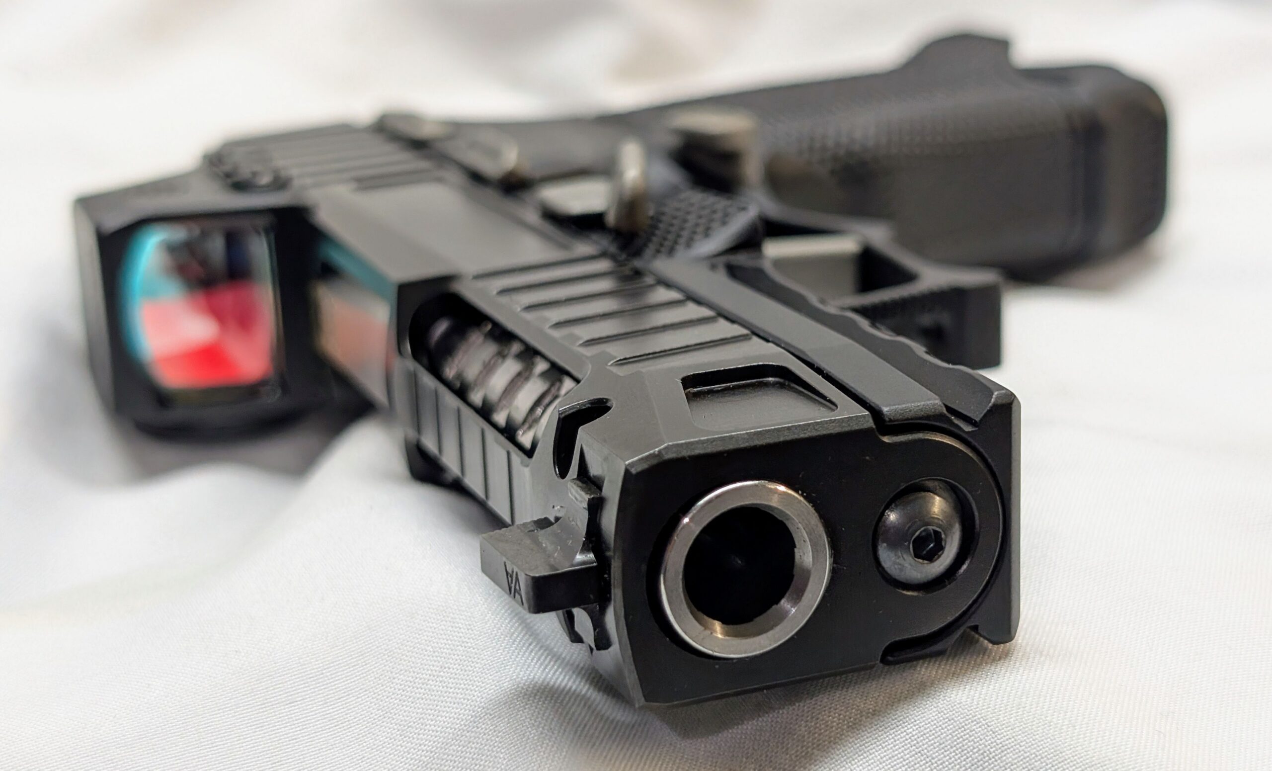 Custom P365XL Pistol-Icarus Lower, NDZ Upper, with V6 Ported Barrel - Image 4